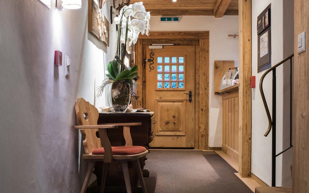 Hotel Kernen Гштад Экстерьер фото